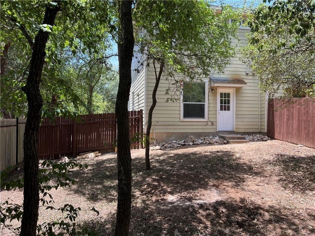 2400 Allred Dr - Photo 17
