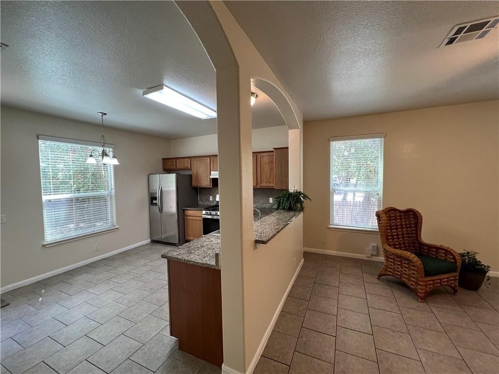 2400 Allred Dr - Photo 6