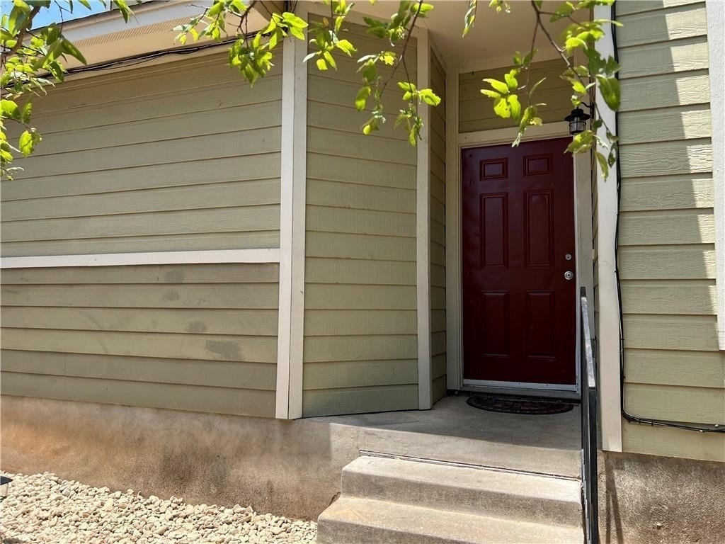 2400 Allred Dr - Photo 3