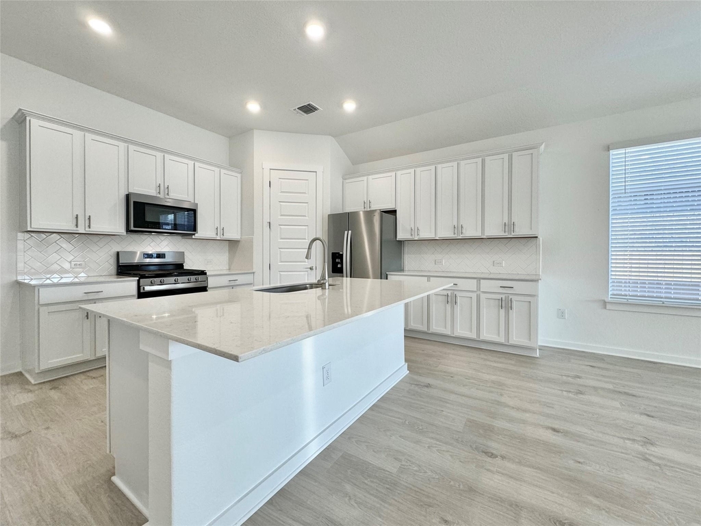 329 Tinto St - Photo 9