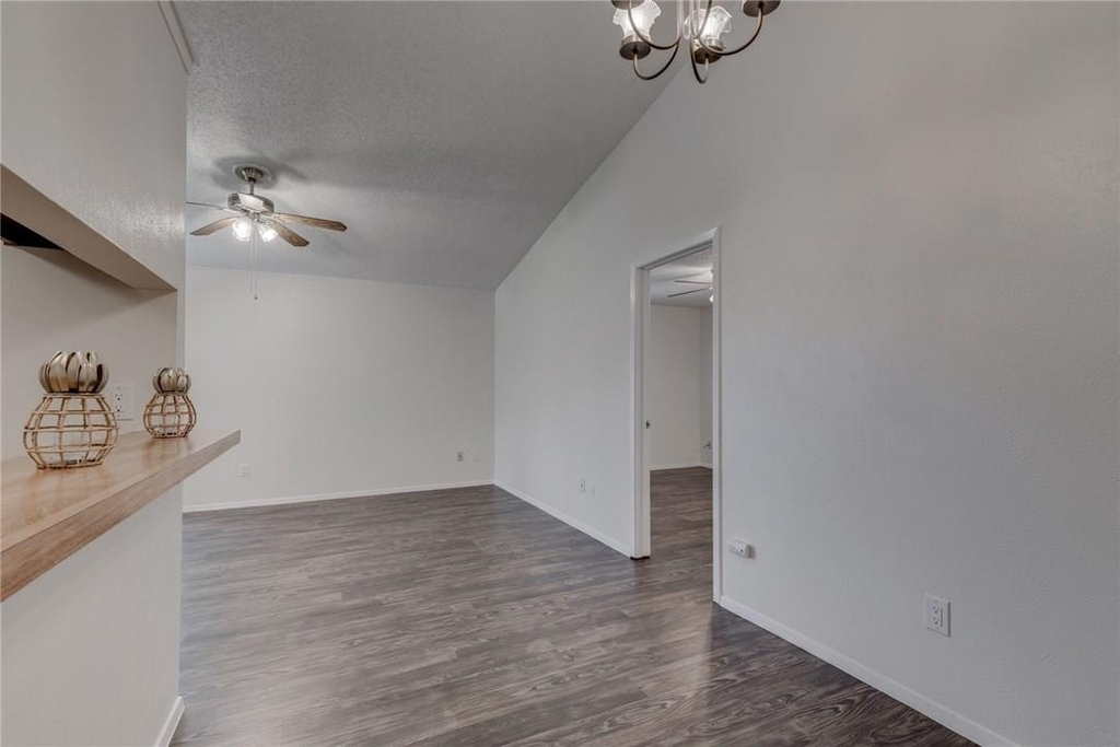 11405 Walnut Ridge Dr - Photo 4