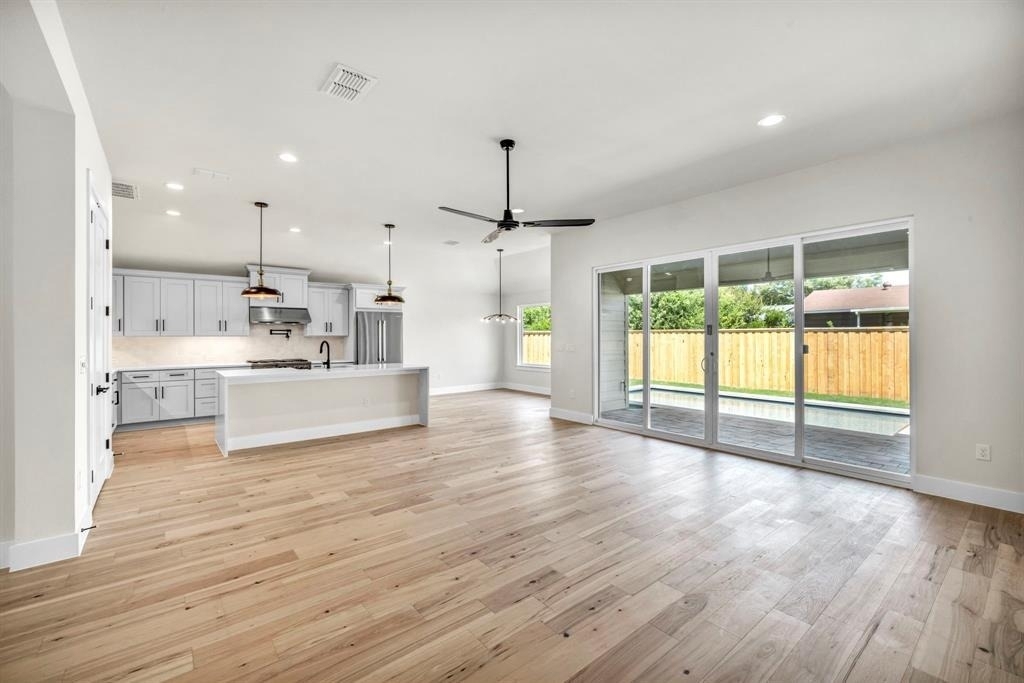 8209 Polar Dr - Photo 7