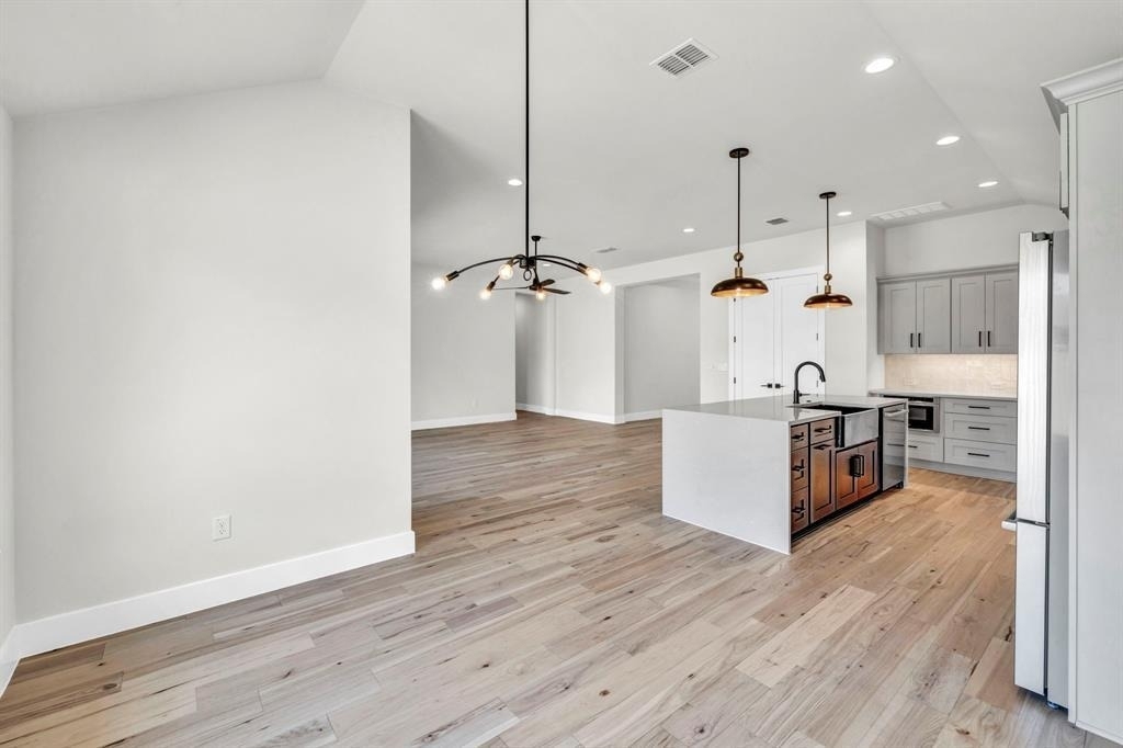8209 Polar Dr - Photo 16