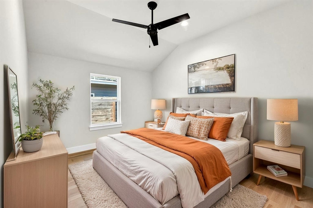 8209 Polar Dr - Photo 2