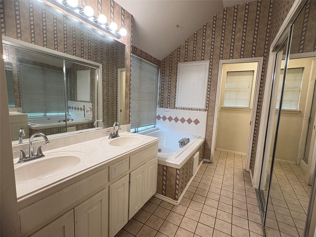 12905 Withers Way - Photo 7