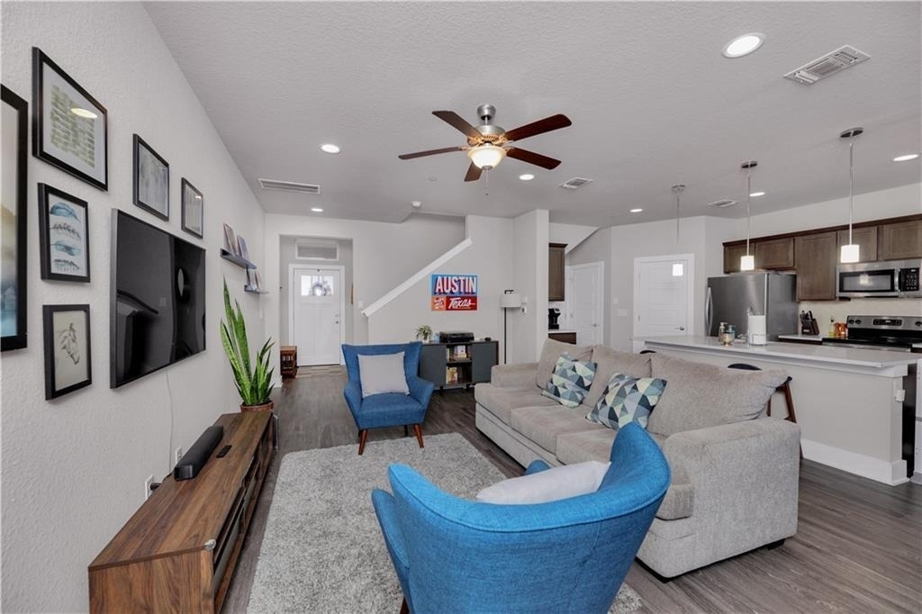 11318 Faneuil Way - Photo 4