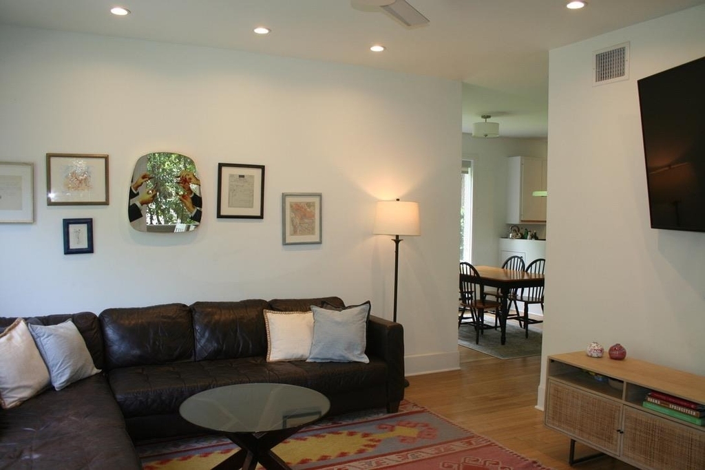 3109 Wheeler St - Photo 3