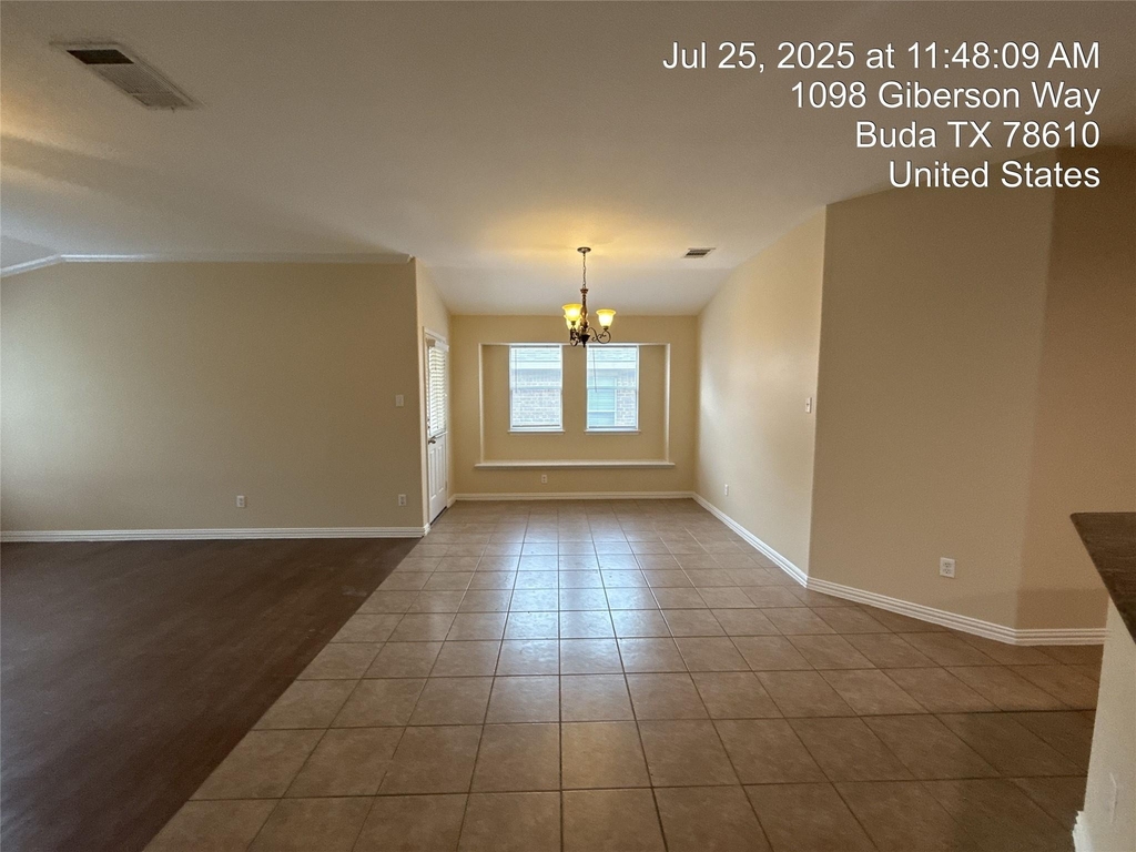 1098 Giberson Way - Photo 5