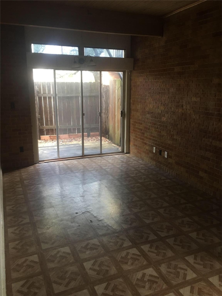 1014 Bois D Arc St - Photo 6