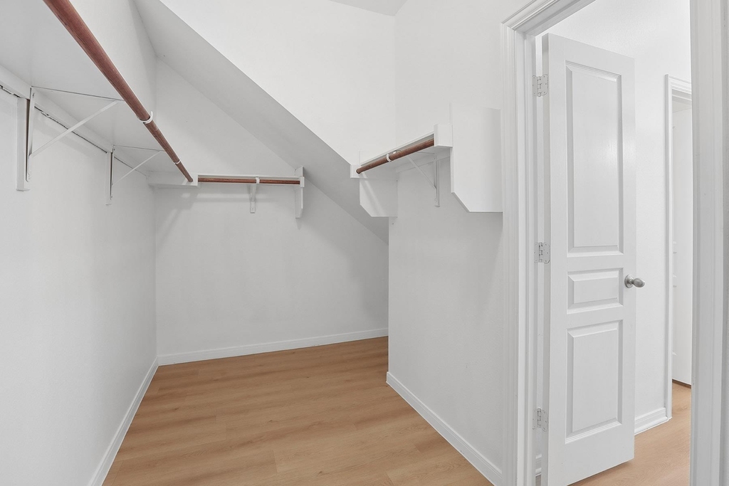 1385 Red Stag Pl - Photo 18