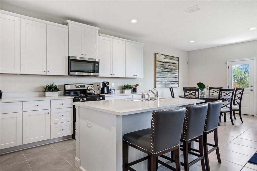 1356 Eagle Ridge Trl - Photo 1