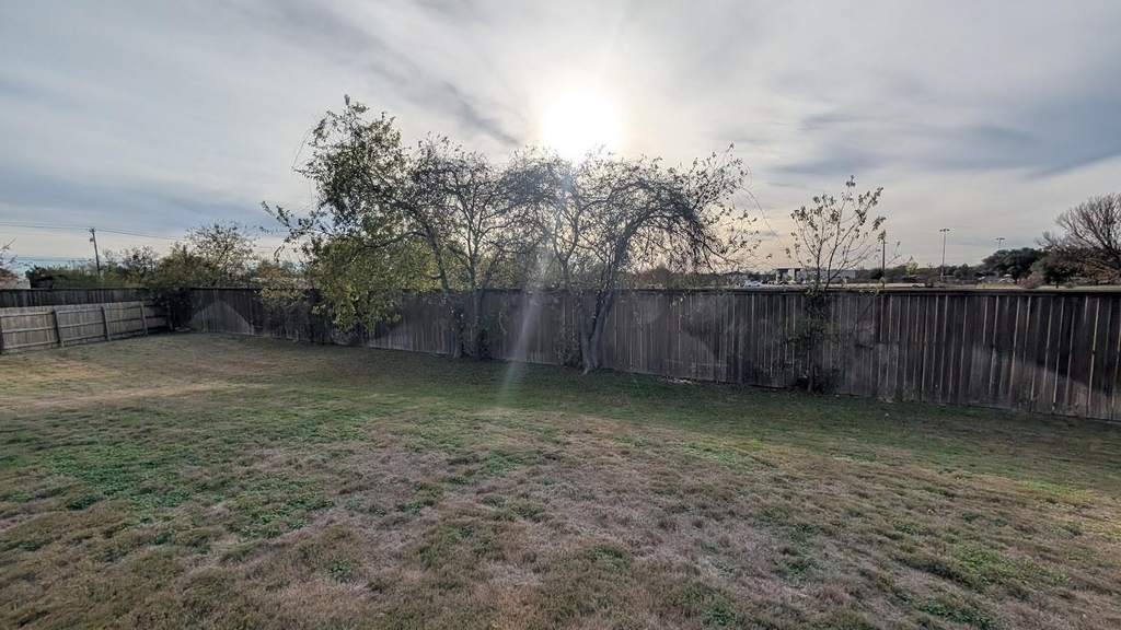 1356 Eagle Ridge Trl - Photo 10