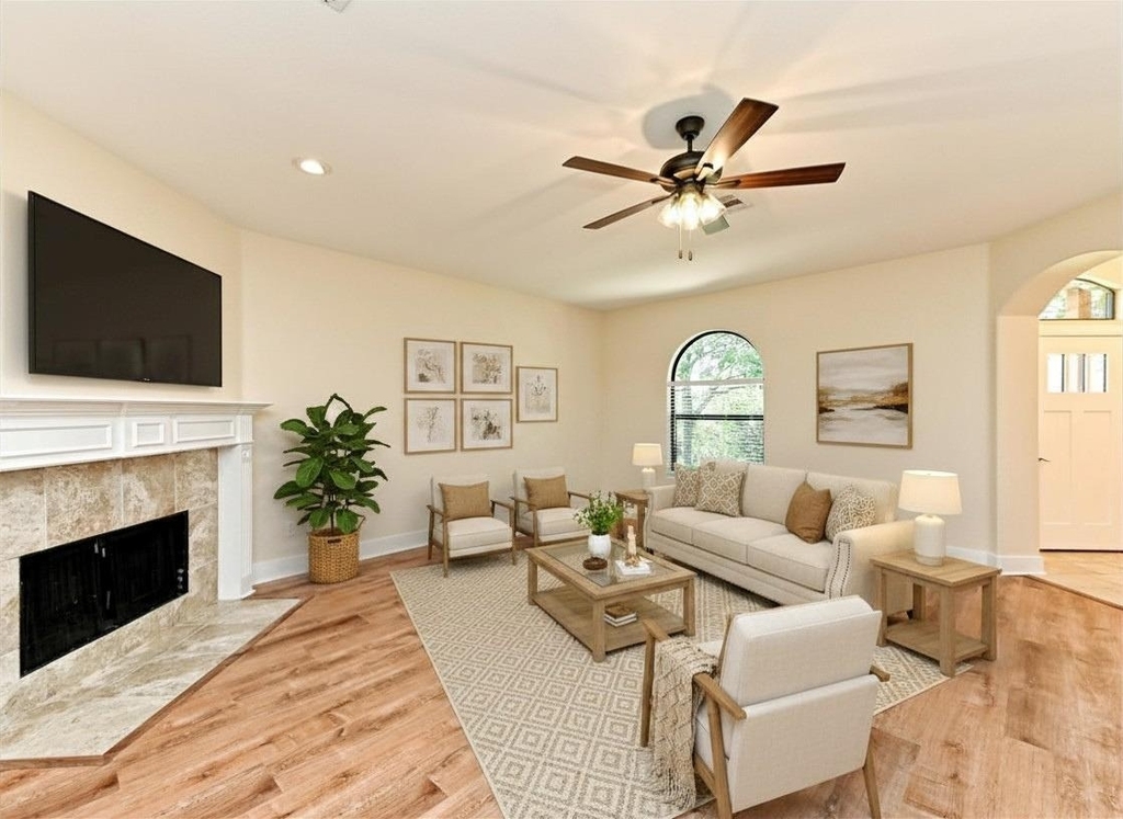 15208 Bowling Ln - Photo 2