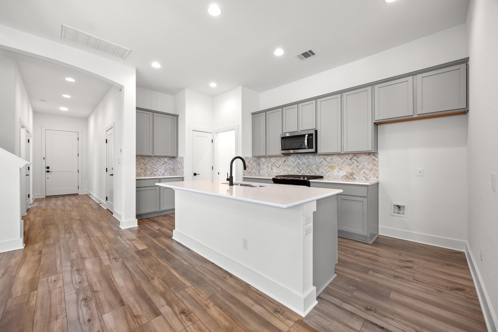 5312 Bruno St - Photo 8