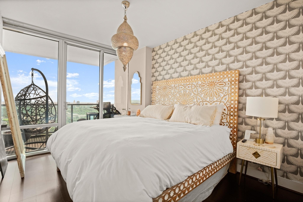300 Bowie St - Photo 14