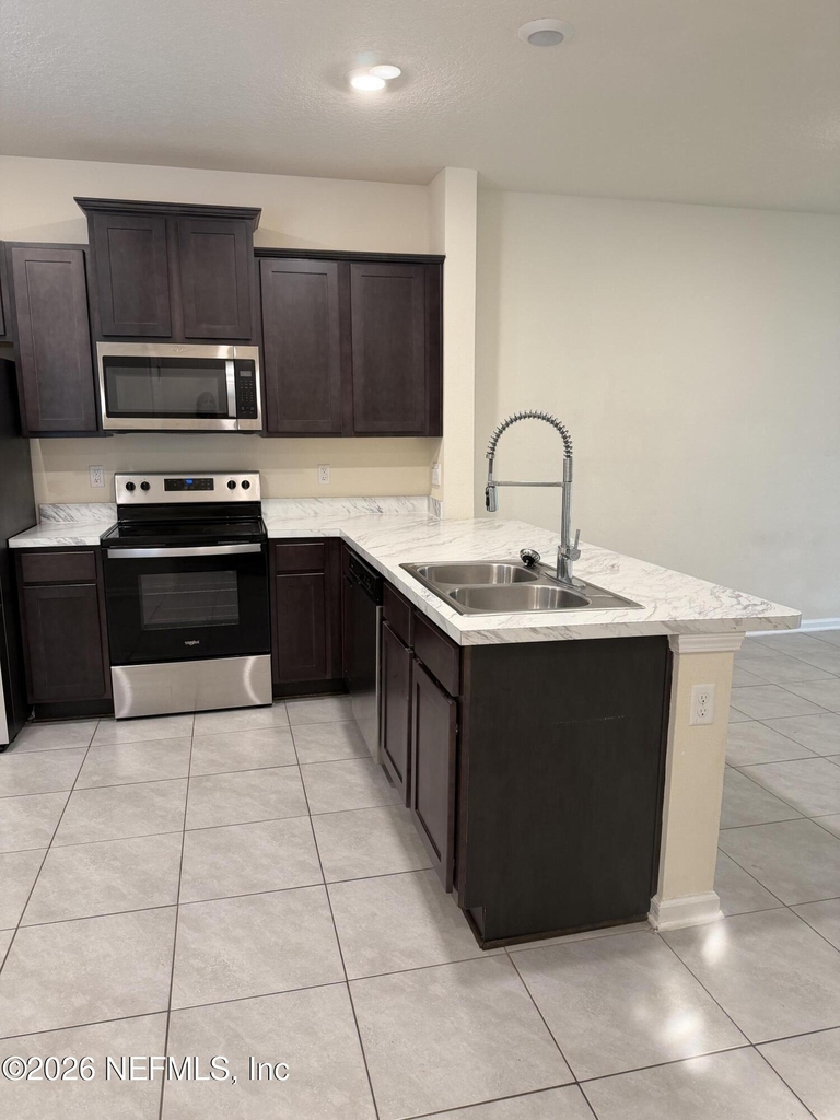 917 Observatory Parkway - Photo 1