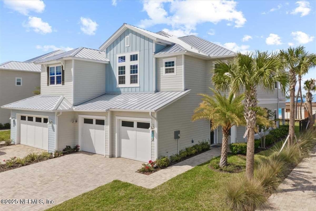 217 Rum Runner Way - Photo 0