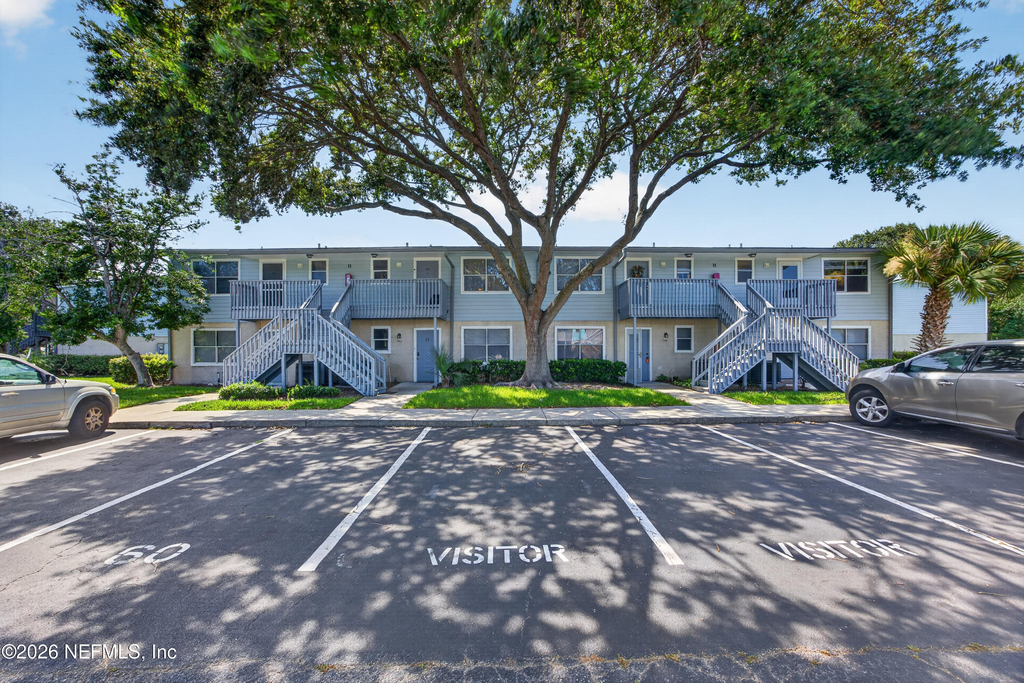 700 W Pope Road - Photo 0
