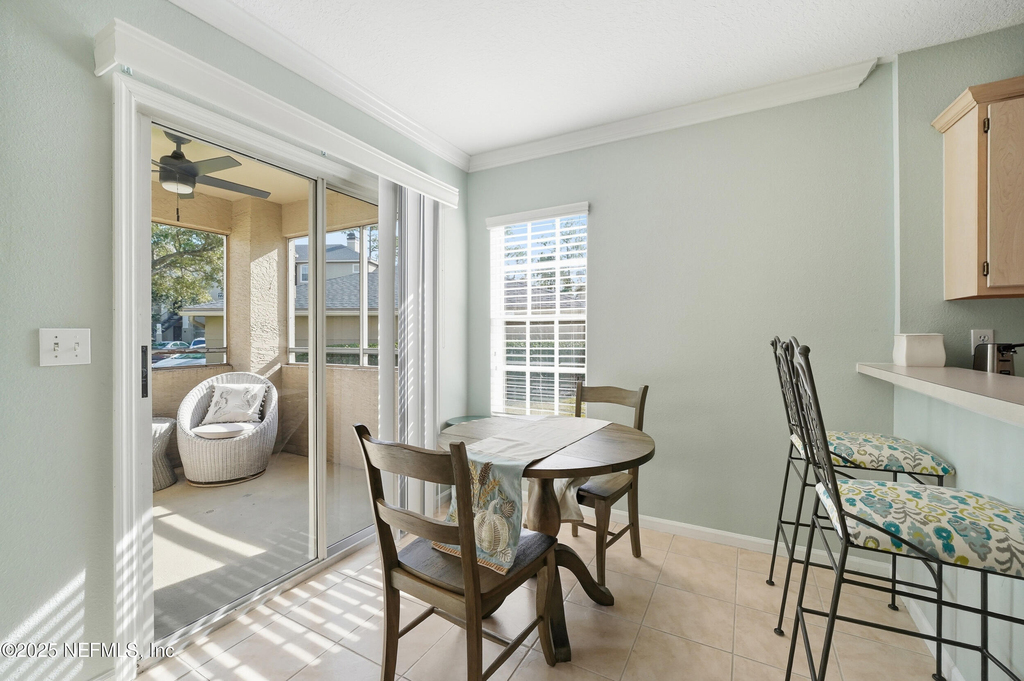 1655 The Greens Way - Photo 5