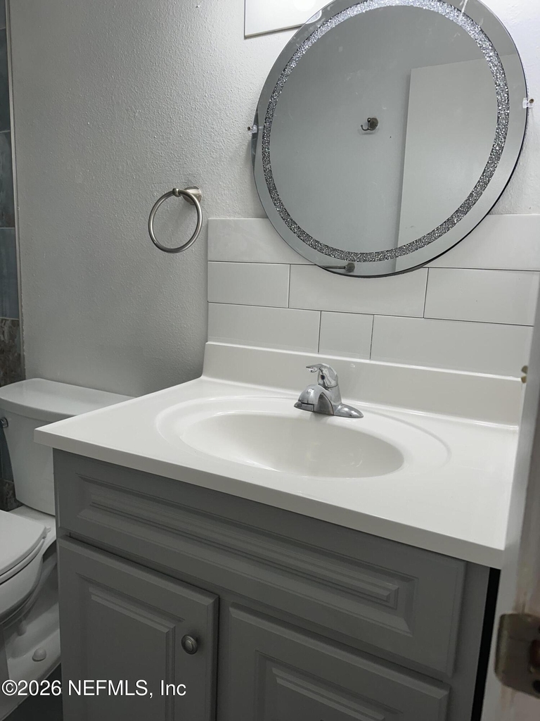 394 Fortuna Avenue - Photo 8