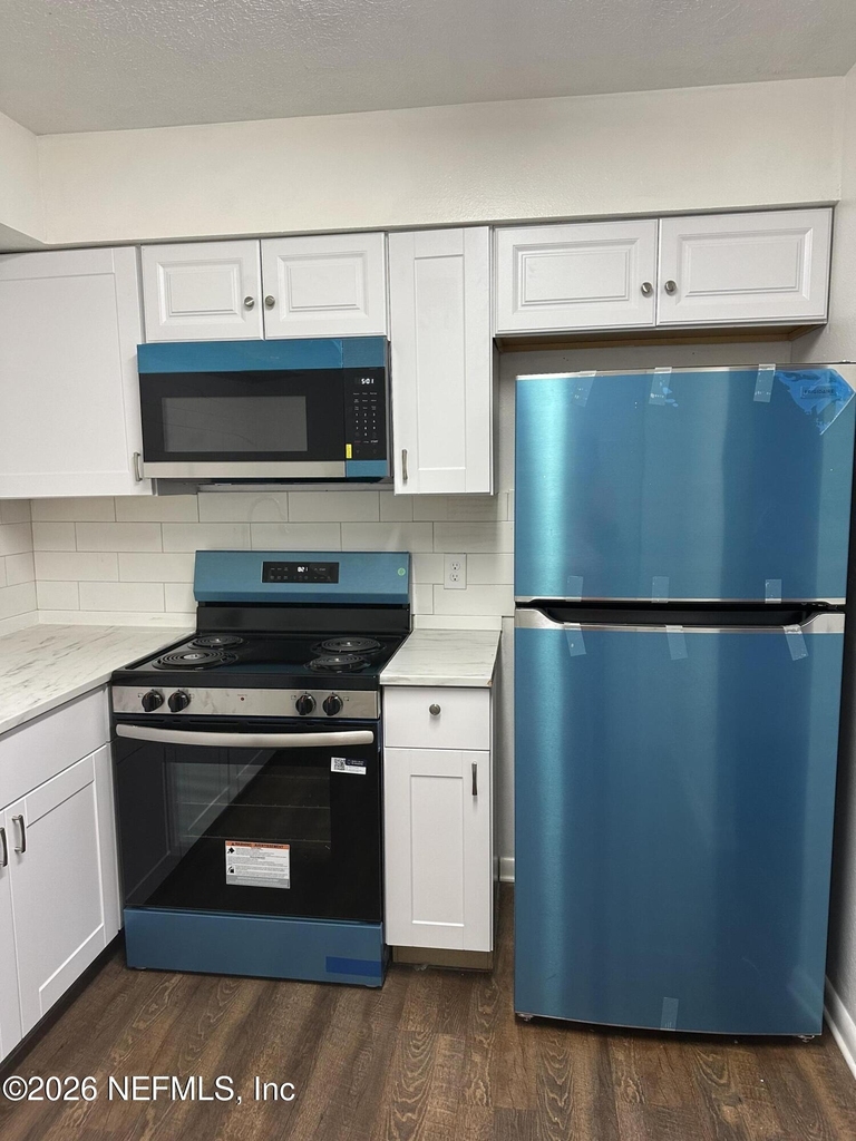 394 Fortuna Avenue - Photo 5
