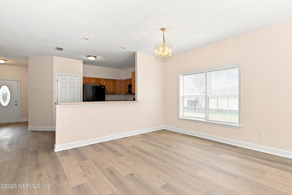 574 Stocks Street - Photo 4