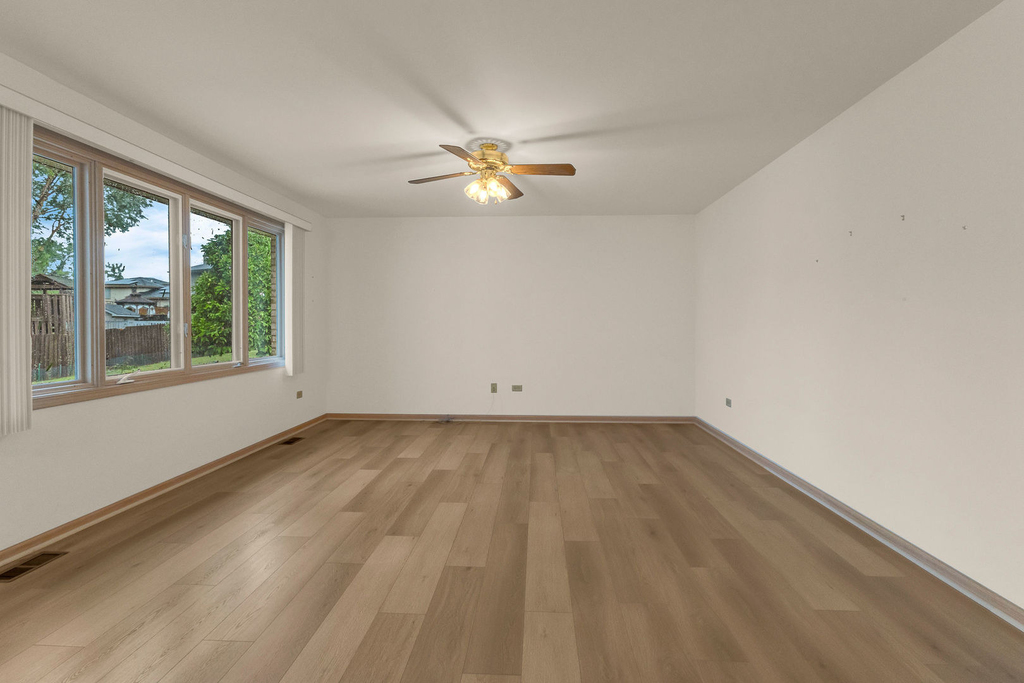 9147 Boardwalk Terrace - Photo 7
