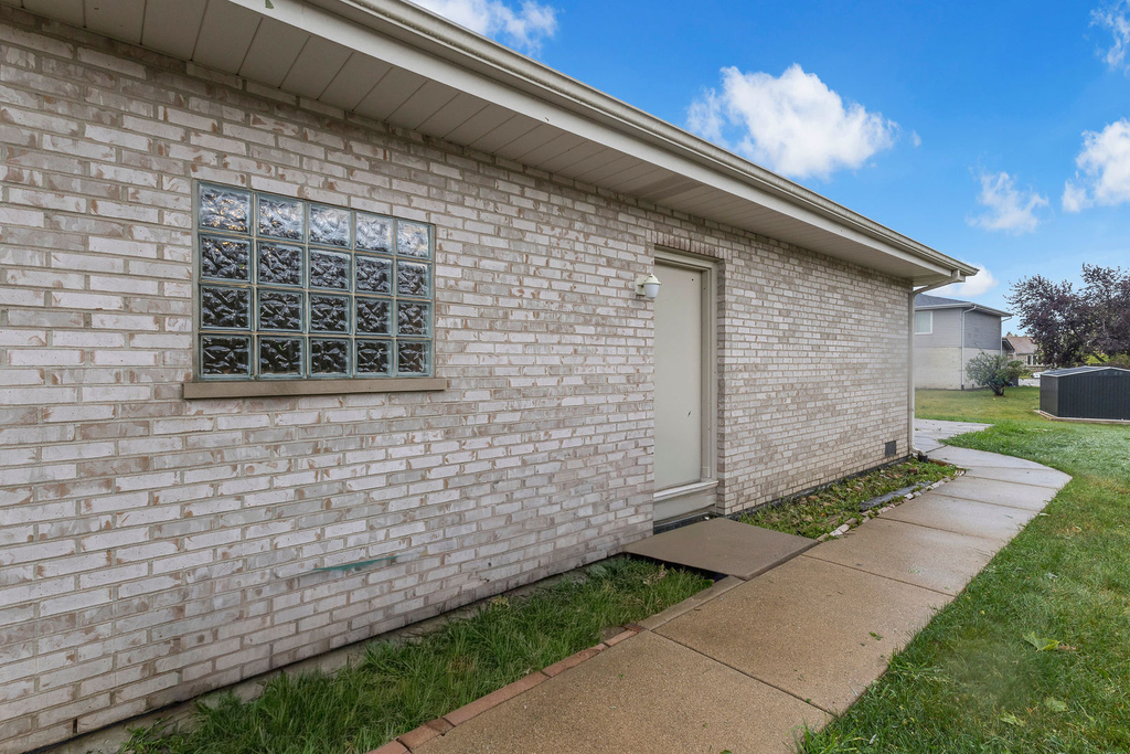9147 Boardwalk Terrace - Photo 30