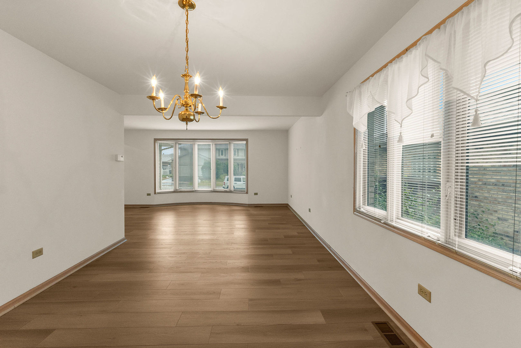 9147 Boardwalk Terrace - Photo 5