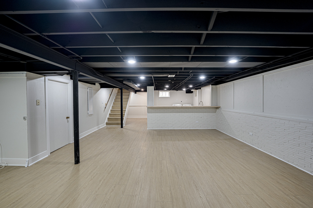 219 Spring Avenue - Photo 23
