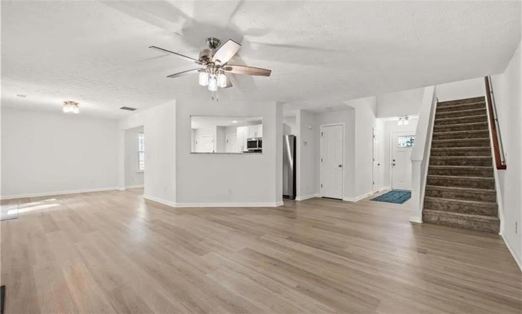 173 Village Trace - Photo 2