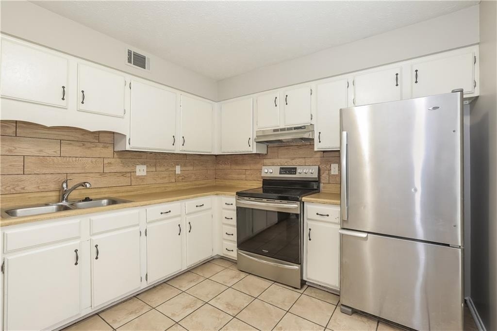 442 Sherwood Oaks Road - Photo 1