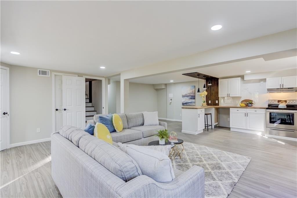 154 Huston Drive - Photo 7