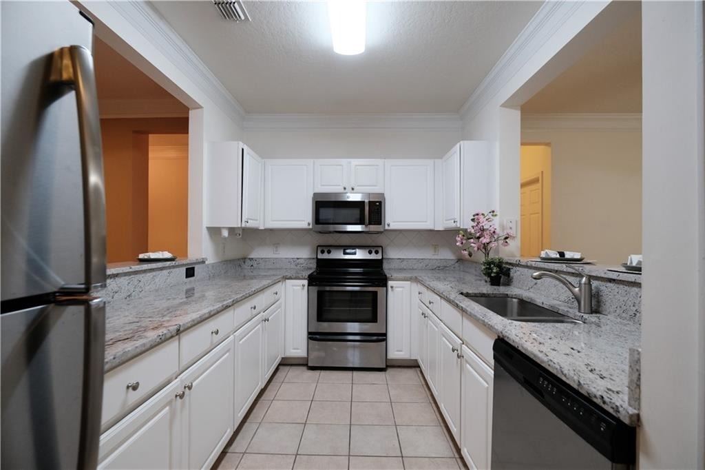 4007 Westchester Ridge Ne - Photo 1
