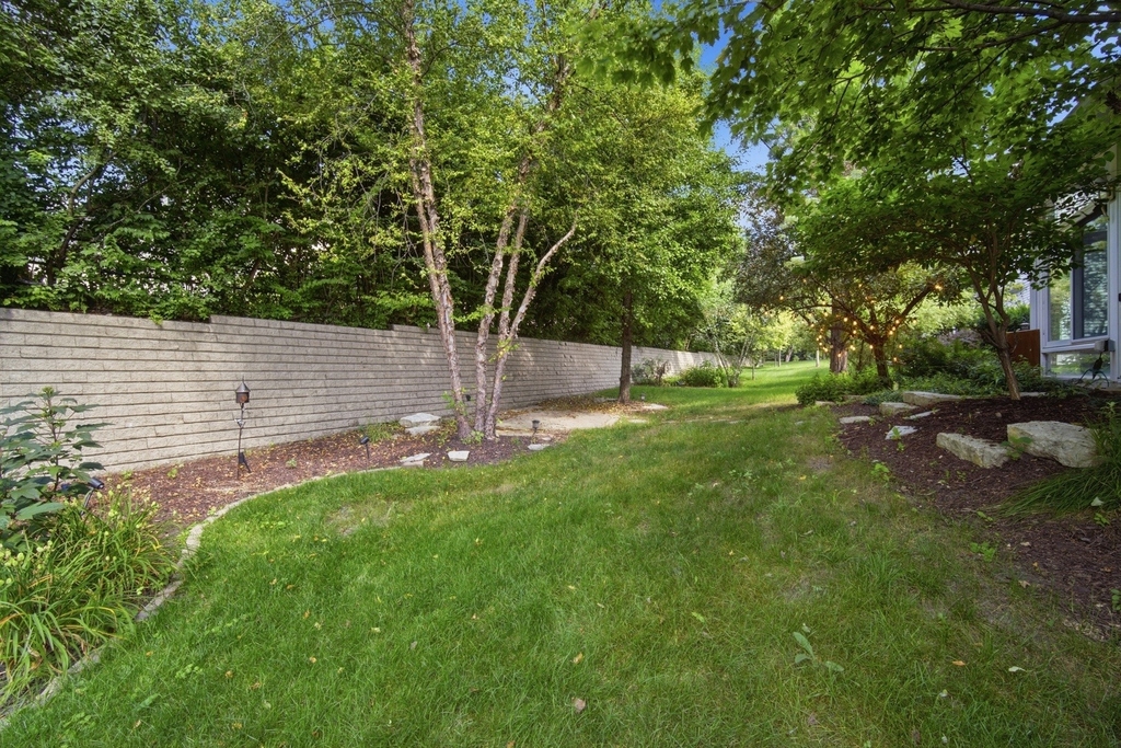 5280 Burnham Street - Photo 38