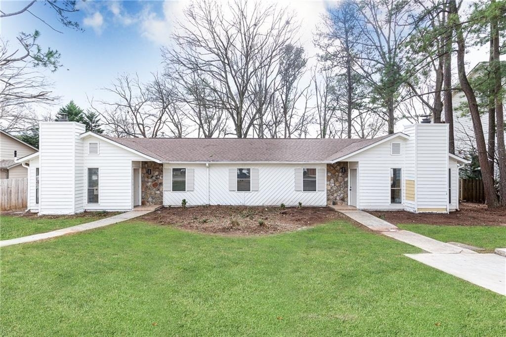 1604 Walker Street Se - Photo 0