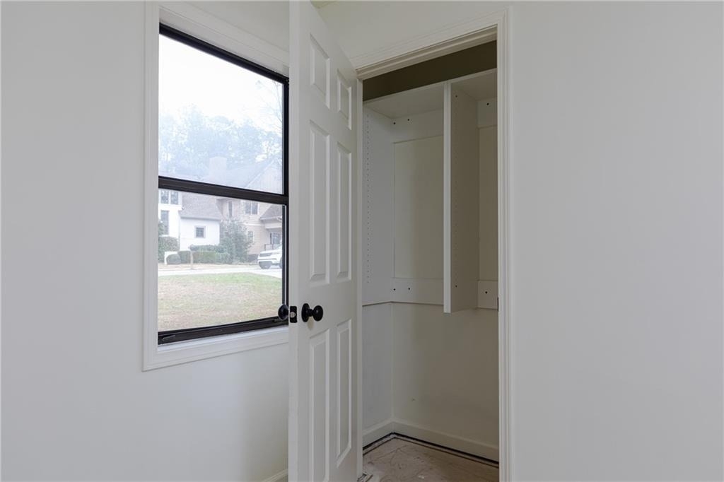 1604 Walker Street Se - Photo 11