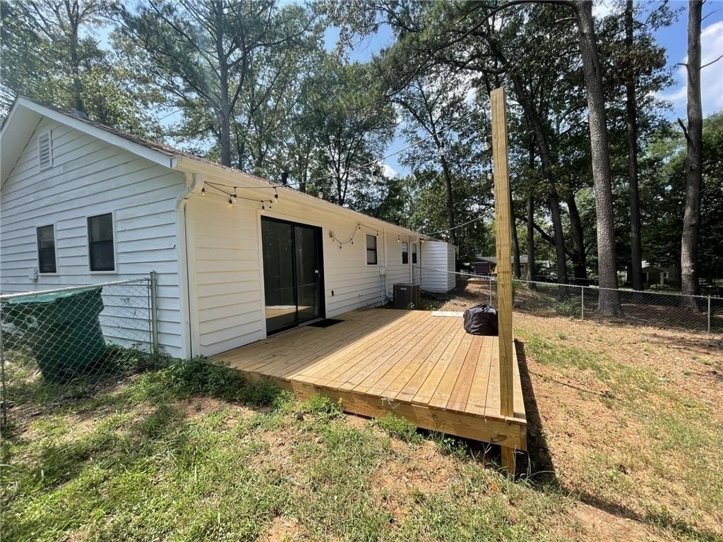 1604 Walker Street Se - Photo 24