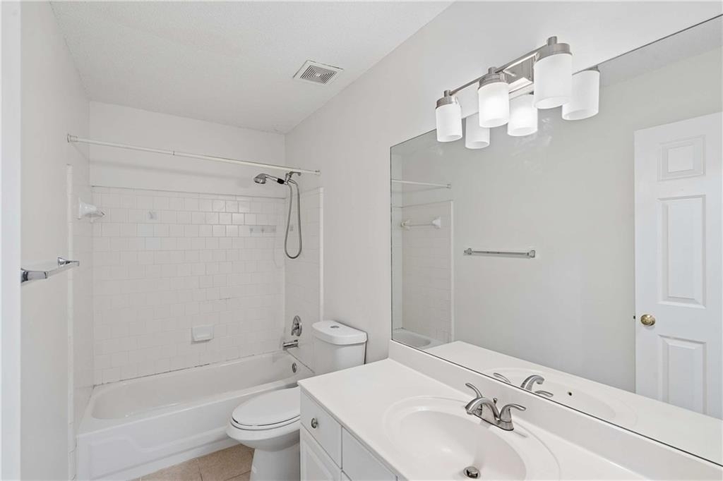 6285 Barwick Lane - Photo 16