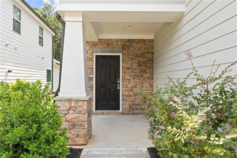 334 Wells Circle - Photo 2