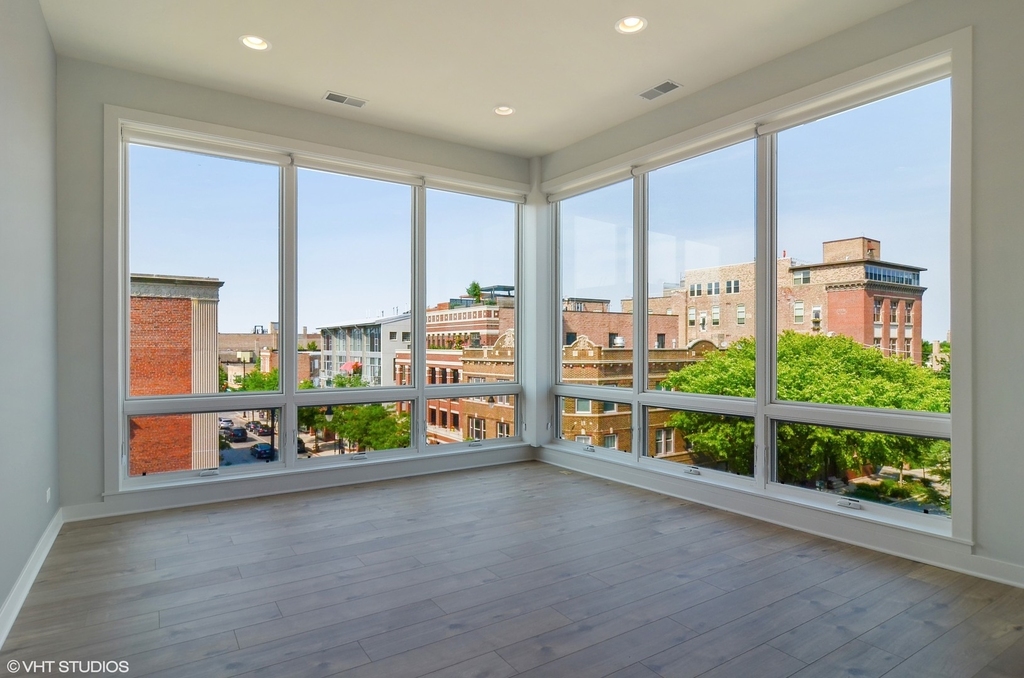 1507 W Carmen Avenue - Photo 2