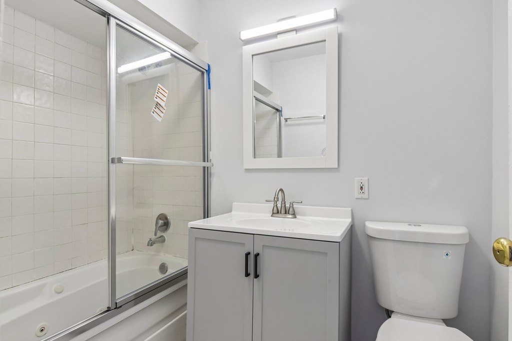 6301 N Sheridan Road - Photo 17
