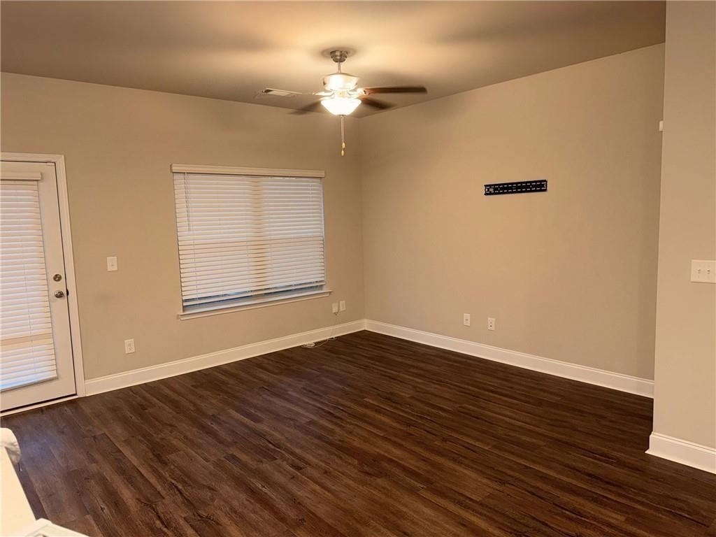 480 Rockfern Court - Photo 3