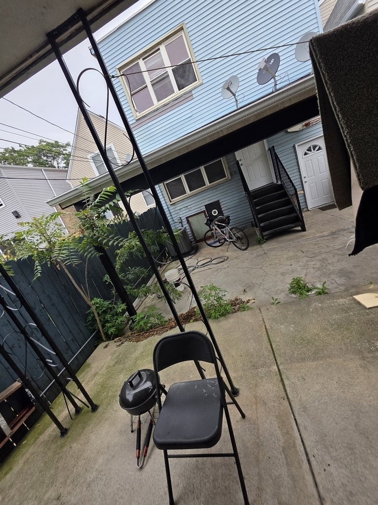 3419 W Beach Avenue - Photo 9