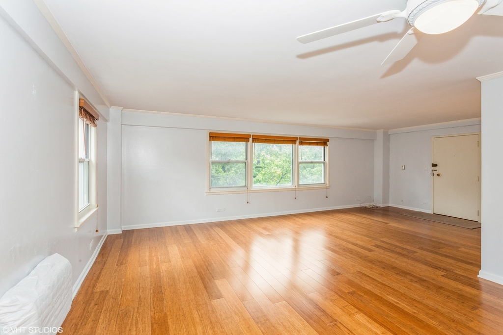 1101 Grove Street - Photo 4