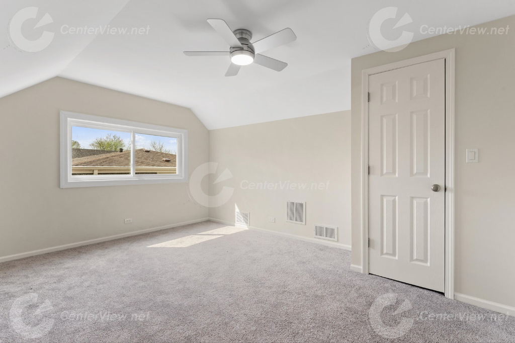 3900 169th Street - Photo 8