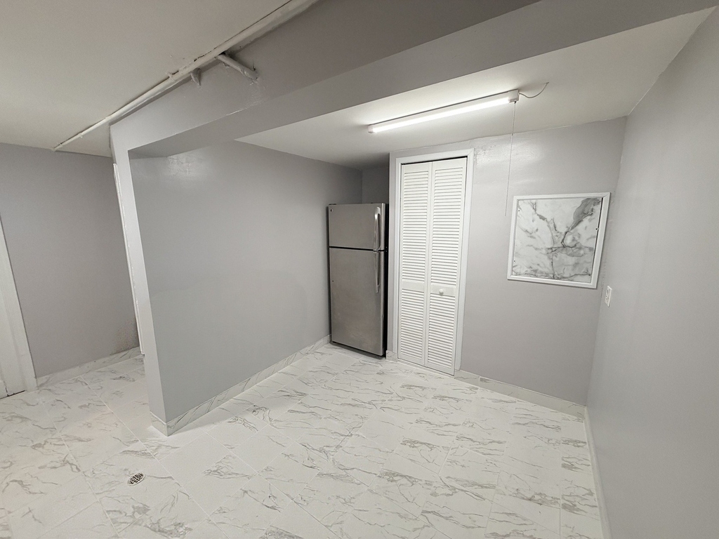 3914 W Diversey Avenue - Photo 10