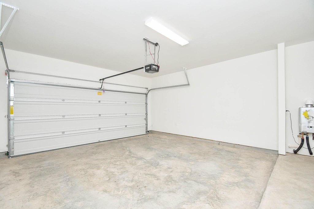 25230 Benroe Street - Photo 20