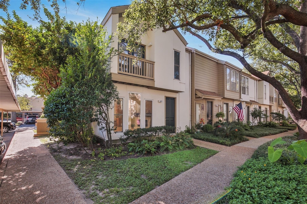2100 Tanglewilde Street - Photo 22