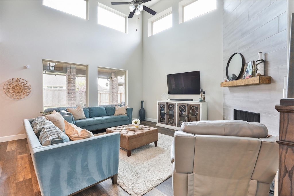 2810 Bluesage Bluff Drive - Photo 14